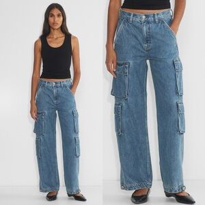 Aritzia Denim Forum The '90s Millie Hi-rise Cargo Jean size 25